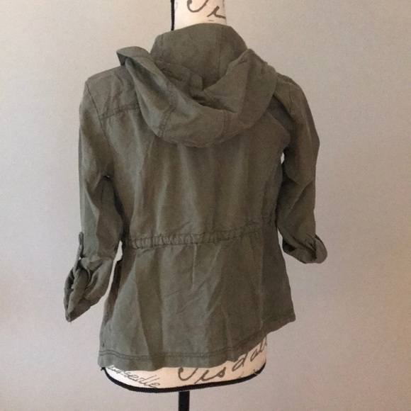 army green jacket only worn a few times - Picture 2 of 2